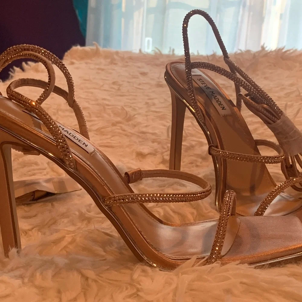 Steve Madden Blush Heels - Picture 3 of 3